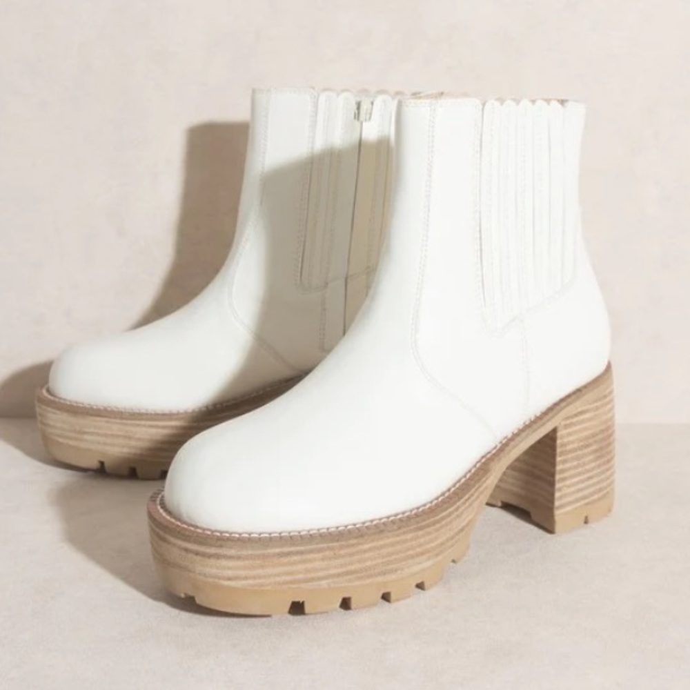 Oasis Society White Chunky boots - Picture 6 of 9